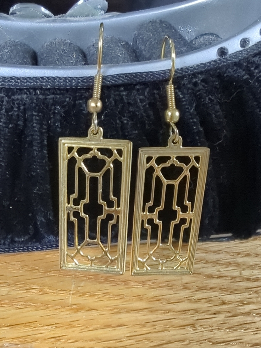 Matching Brooch & Earring Set - Picture 4 of 4